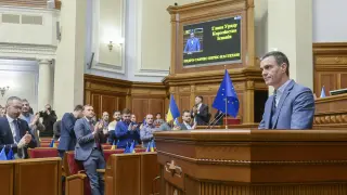 Pedro Sánchez, durante su intervención de este jueves en el Parlamento de Ucrania.