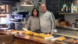 Montse y Samuel regentan el bar Palermo de Tarazona desde 1999