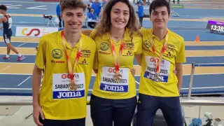 Rubén Egea, Gabriela Sanz y Sergio del Barrio, tres de los medallistas aragoneses en el Campeonato de España sub-20.