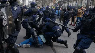 Disturbios durante las protestas de este martes en París