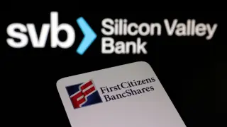Logos de First Citizens BancShares y Silicon Valley Bank