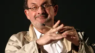 Dos nuevos títulos de Salman Rushdie.