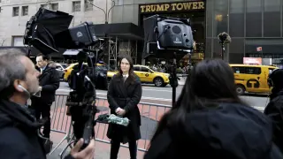 Varios medios hacen guardia ante la Torre Trump de Nueva York USA NEW YORK TRUMP INDICTED
