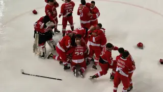 Los jugadores celebran la conquista del título liguero.