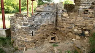 Los restos del Monasterio de San Pelay se descubrieron en 1997.