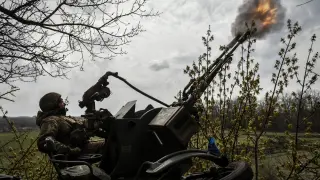 Battle for Bakhmut continues in eastern Ukraine