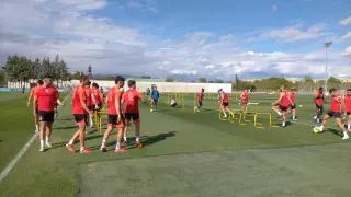 El Huesca entrenó este domingo por la tarde antes de recibir al Tenerife.