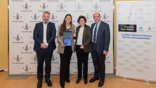 Alba Vigo, estudiante de la Universidad de Zaragoza premiada por la cátedra Agrobank.