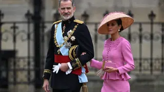 Felipe VI y la reina Letizia a su llegada a la Abadía para la ceremonia de coronación de Carlos III y su esposa Camila.
