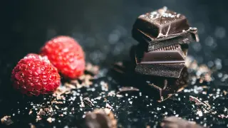 Chocolate y corazón, ¿realmente son una combinación saludable?