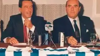 Iñaki Alkiza -izquierda- durante su etapa como presidente de la Real Sociedad