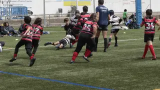 Jaca acogió el Torneo Pirineos de rugby infantil.