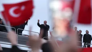 El presidente de Turquía Erdogan tras declararse ganador.