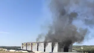 Incendio en un almacén de paja en Azlor