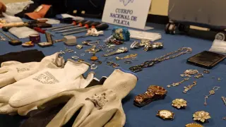 Algunos de los objetos robados interceptados por la Policía