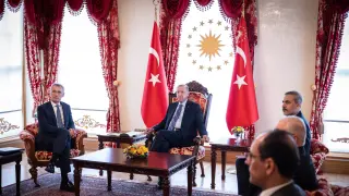 Erdogan recibió en Ankara al sevretario general de la OTAN, Jens Stoltenberg