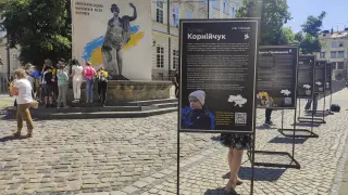 Ucrania recuerda a sus niños muertos en el Día Internacional del niño