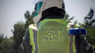 Archivo - Agente de la Guardia Civil de Tráfico.