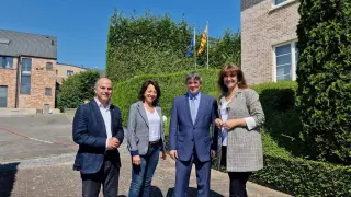 El secretario general de Junts, Jordi Turull; la presidenta del Parlament, Anna Erra; el expresidente catalán Carles Puigdemont y la presidenta de Junts, Laura Borràs.