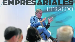 Ramón Alejandro Balet, presidente de Saica, durante su intervención en la jornada organizada por HERALDO y Caixa Bank.