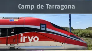 Tren de Iryo en la estación de Tarragona este jueves