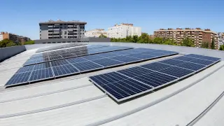 Paneles solares de Ecodes.