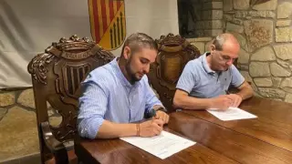 El alcalde de Vox, Iván Expósito y el teniente alcalde del PP, Vicente Estellés.