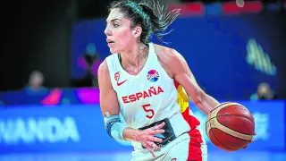 La base zaragozana Cristina Ouviña, durante su participación en el Eurobasket de Eslovenia.