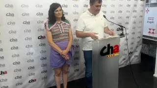 El presidente de CHA, Joaquín Palacín, y la secretaria general, Isabel Lasobras.
