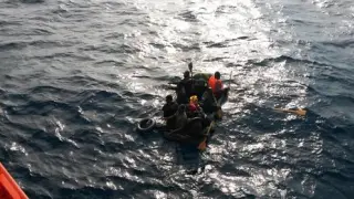 Imagen de archivo de una embarcación de migrantes