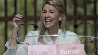 Gijón, 15/07/2023.- La candidata de Sumar a la Presidencia del Gobierno, Yolanda Díaz, durante el acto electoral que su formación ha celebrado hoy sábado en Gijón. EFE/Paco Paredes.