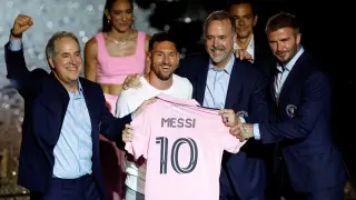 Inter Miami CF unveil Lionel Messi