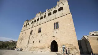 El castillo que preside majestuosamente la localidad de Valderrobres