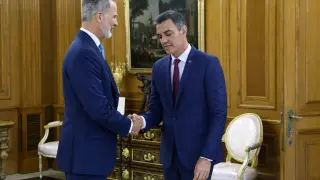 El rey Felipe VI recibe al presidente del Gobierno en funciones y líder del PSOE, Pedro Sánchez