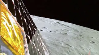 Imagen que muestra la superficie de la luna.