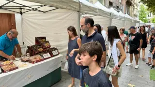 Gran afluencia de gente en la feria regional celebrada este sábado en Barbastro.