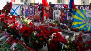 Altar en recuerdo de Prigozhin y otros caídos de Wagner en Moscú
