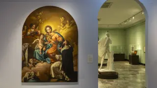 El óleo de Fray Manuel Bayeu, en la sala del Museo de Zaragoza donde se expone