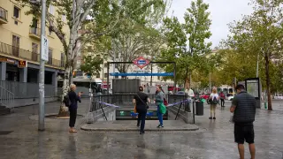Estación de metro cerrada por las lluvias en Madrid