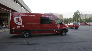 Salida del operativo de Bomberos de Zaragoza que se desplaza a la zona de Marruecos afectada por el terremoto.