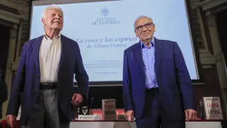 Fotos de la presentación del libro de Alfonso Guerra 'La rosa y las espinas. El hombre detrás del político'