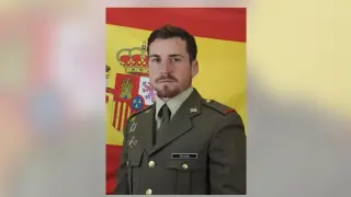 El militar fallecido, Adrián Roldán Marín.