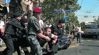 La Policía de Armenia detiene a un participante en Nagorno Karabaj