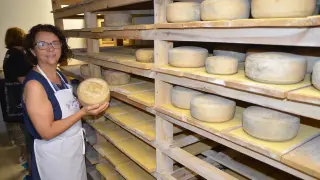Visita a la quesería de Biota.