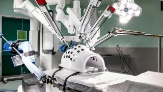 El primer robot Da Vinci que se instaló en Aragón fue en el Hospital Viamed Montecanal en julio de 2022 y el pasado septiembre alcanzó el centenar de cirugías