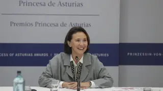 La directora de la Fundación Princesa de Asturias, Teresa Sanjurjo, informó este martes del programa de actividades