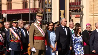 La princesa Leonor jura bandera en Zaragoza ante los Reyes