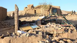 Vista de las casas dañadas en el distrito Zinda Jan de Herat, Afganistán, azotado por el terremoto.