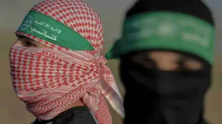 palestinos con la banda de hamas gsc1
