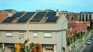 La comunidad energética de la comarca pretende contar con 500 tejados fotovoltáicos.